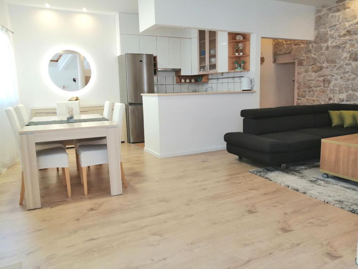Apartment Julija Βόντιτσε Εξωτερικό φωτογραφία